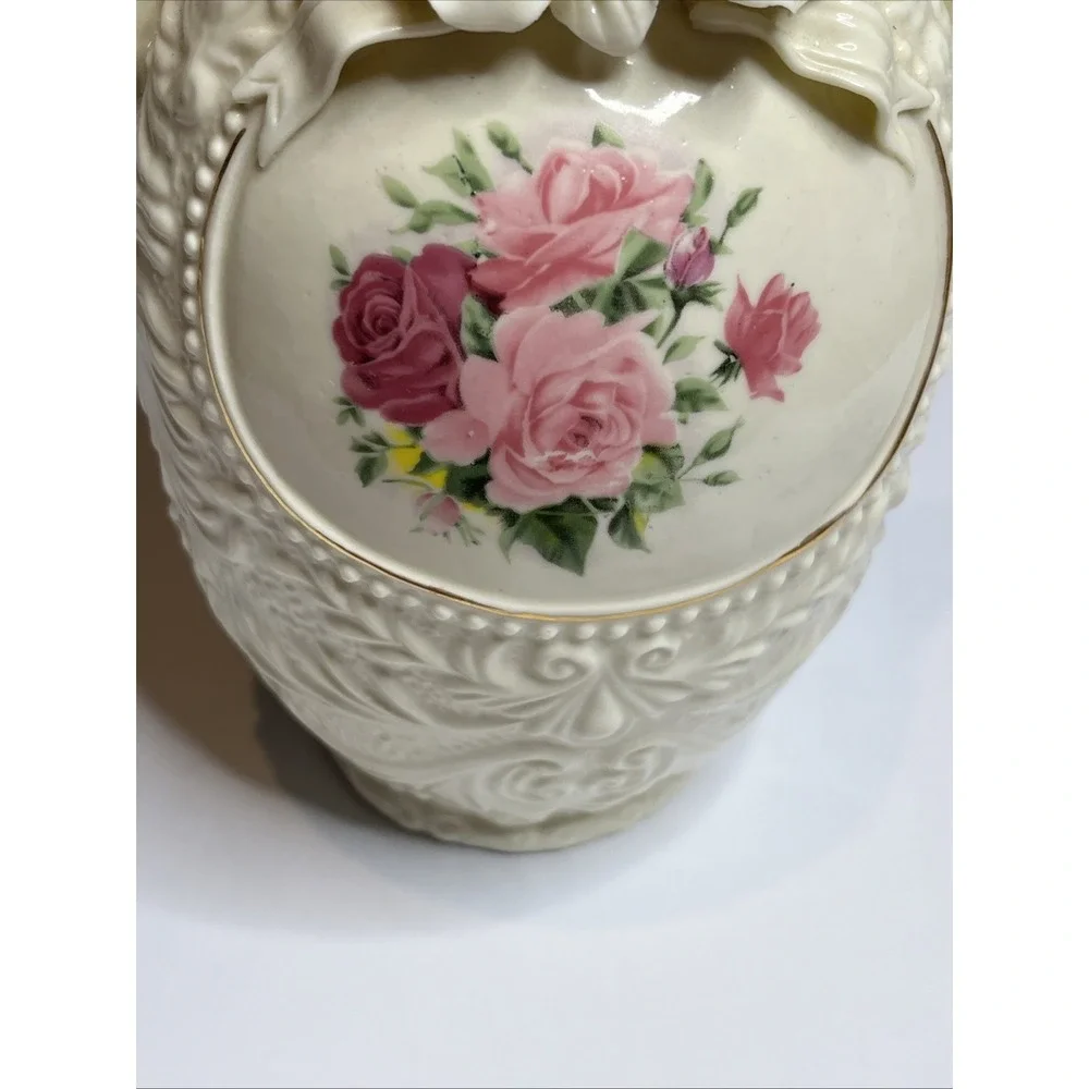 Vintage Off White Porcelain Double Handle Cherub Vase W/ Raised Flowers 10